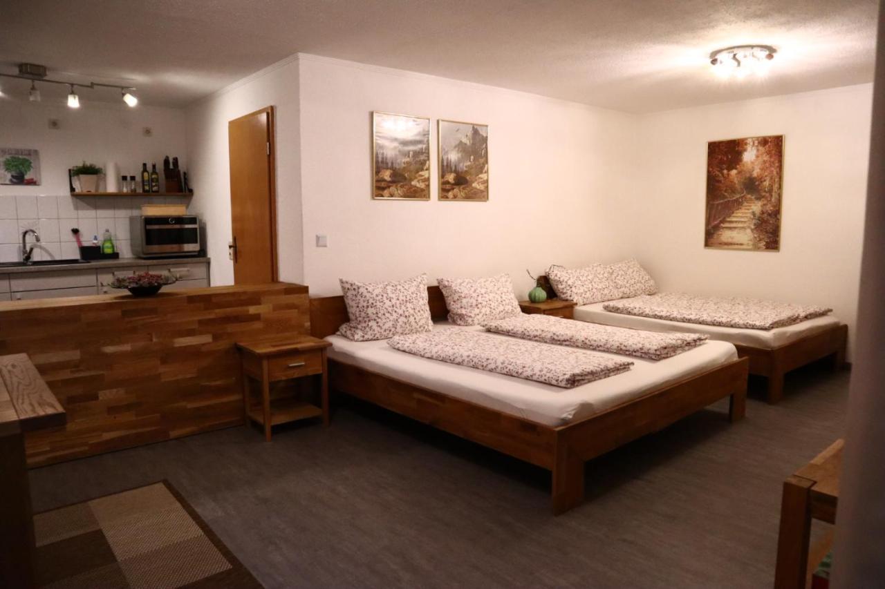 Ferienwohnung Tislenko รูสท์ ภายนอก รูปภาพ